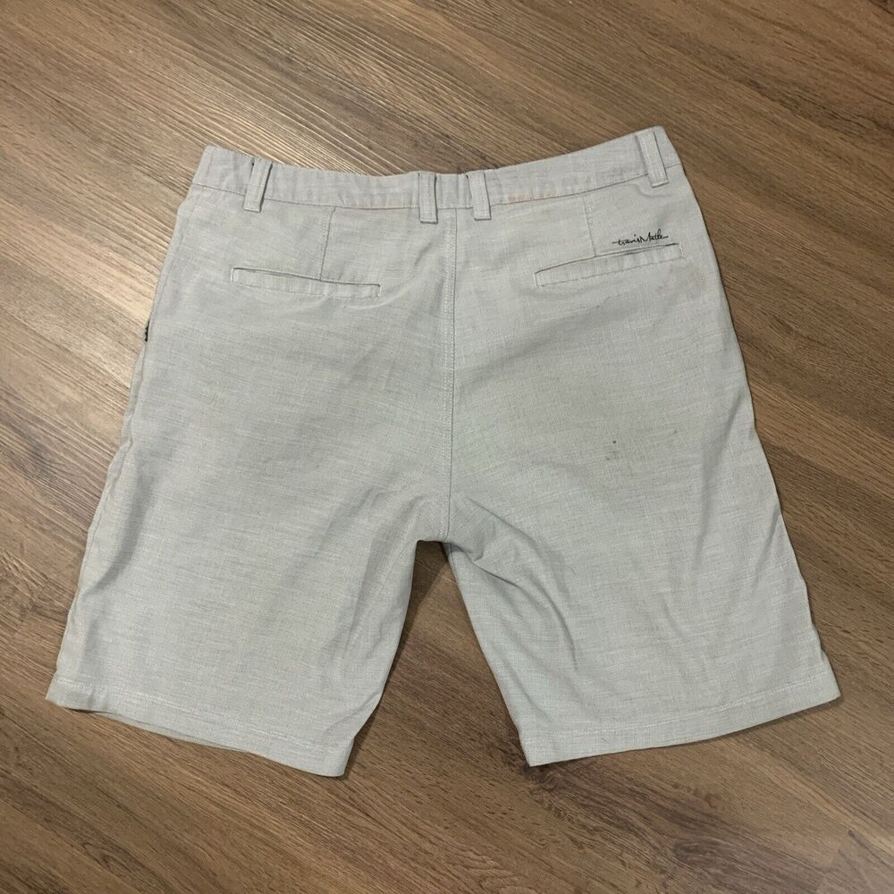 Travis Mathew Beck Shorts Mens Gray 34 Performance Stretch Golf Wicking Casual‎ - Picture 6 of 13